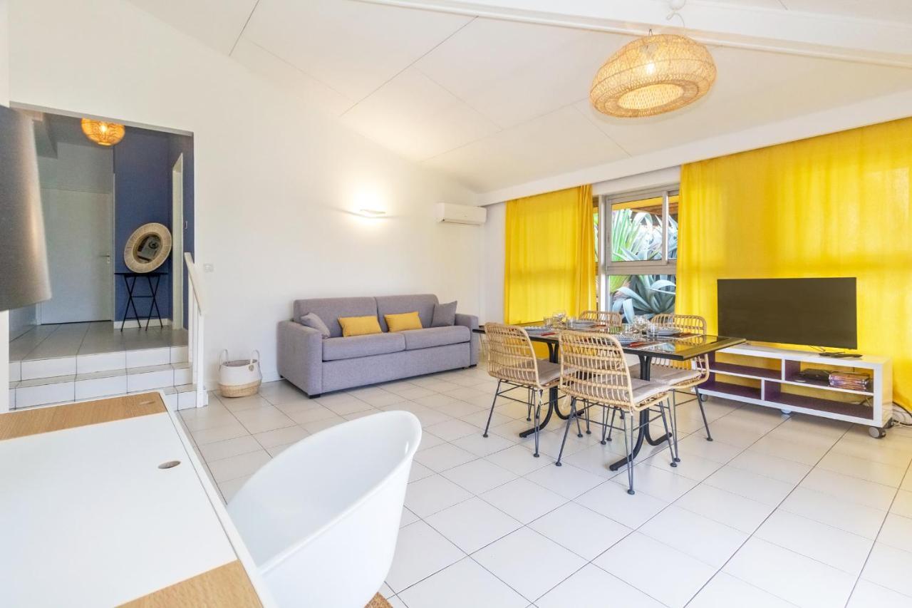 Cuty - Bel Et Spacieux Apt Avec Magnifique Vue Mer Et Piscine Saint Gilles Les Bains Eksteriør bilde
